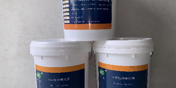 为什么固化地坪可以做到不起灰、硬度高、易清洁？我来告诉你！